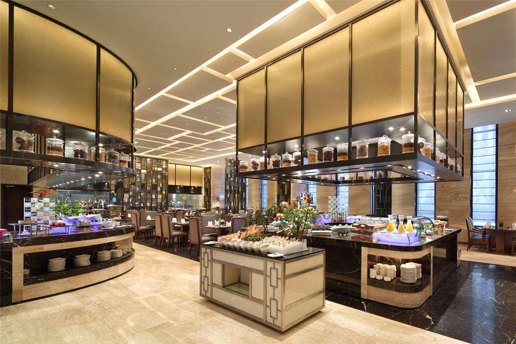 Wanda Realm Siping Hotel Restaurant photo